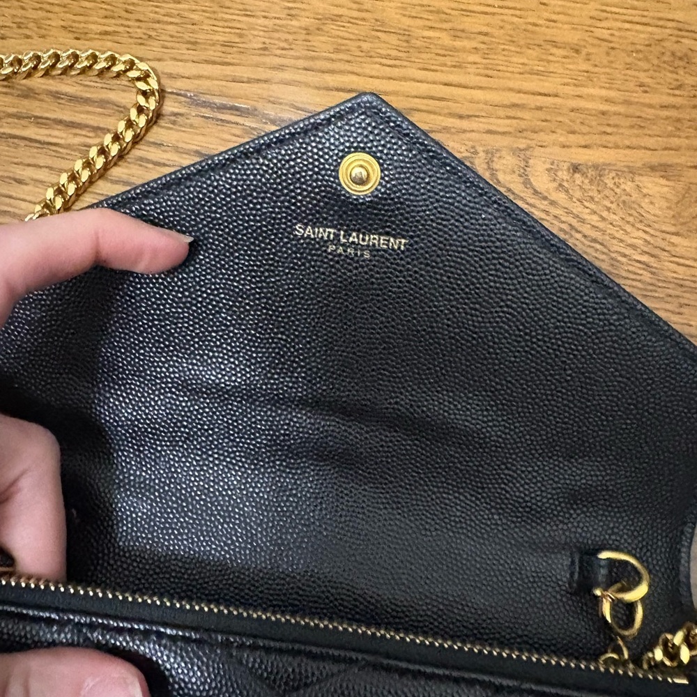 Yves Saint Laurent Black Quilted Leather Shoulder Bag - Picture 6 of 8
